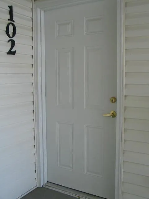 2 bed, 980 sqft, $1,565 — Photo 2