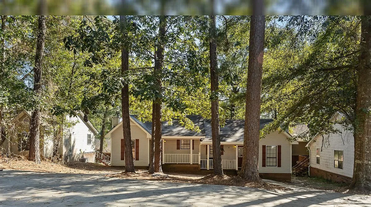 2 bed, 993 sqft, $1,100 — Photo 2