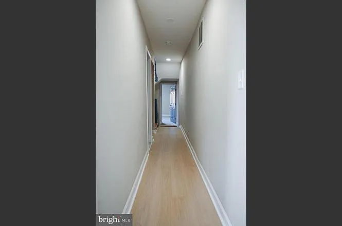 2214 E Fayette St — Photo 4