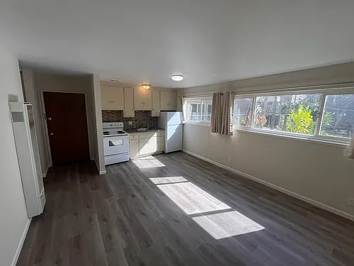 438 Vernon St #3 Photo 1