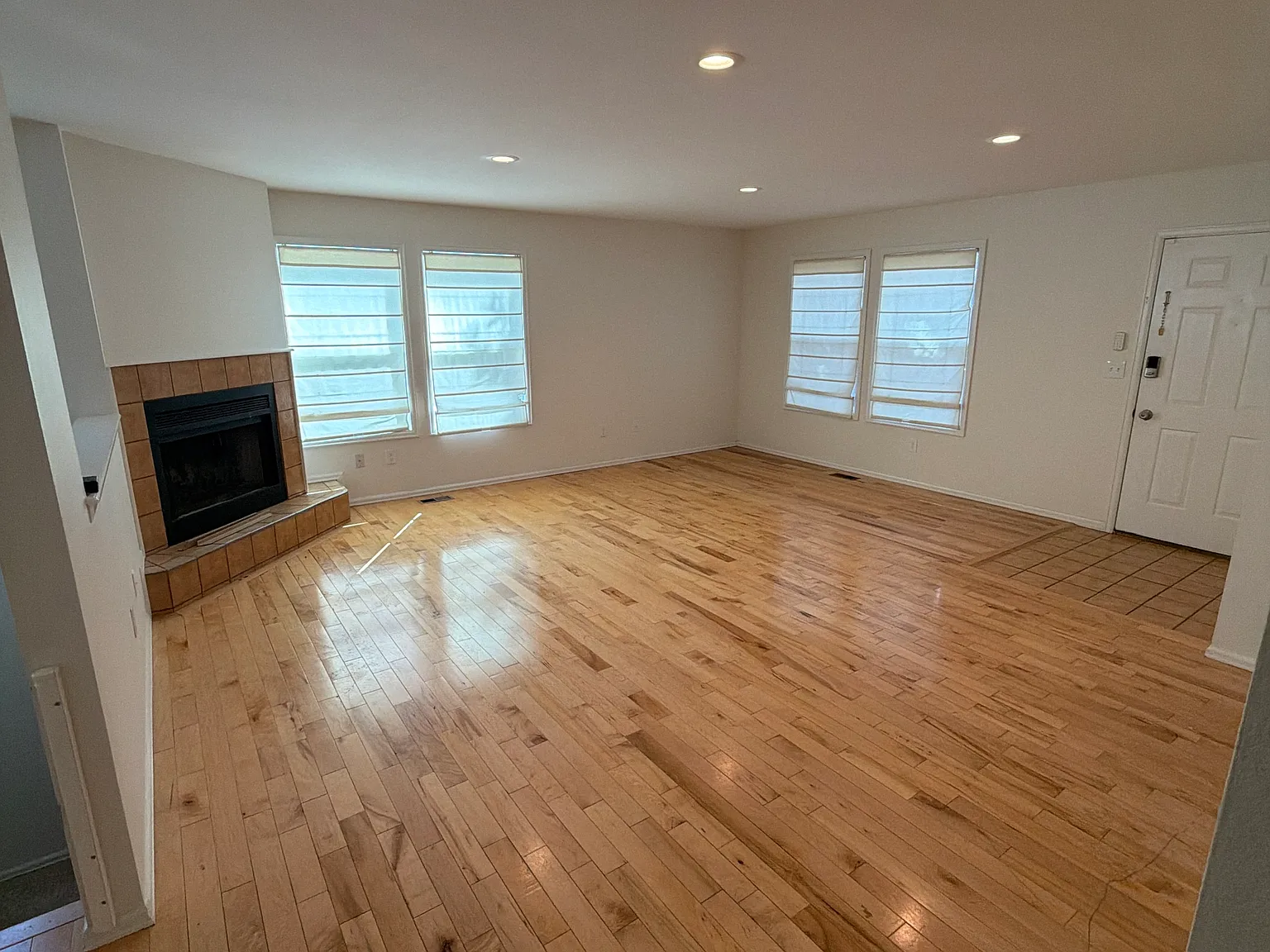 1253 Elder Ave — Photo 3
