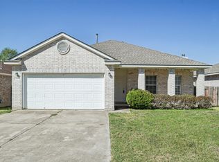 106 Cavalry Trl, Elgin, TX 78621