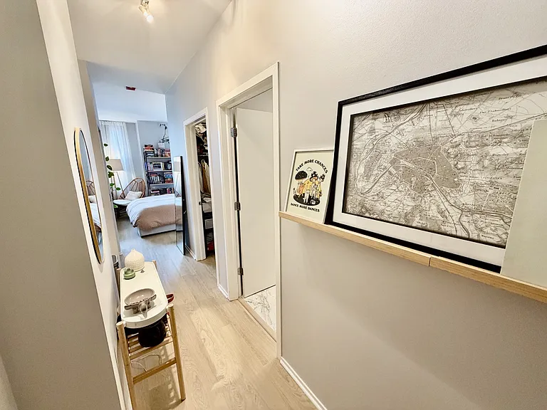 330 N Jefferson St #408 — Photo 8