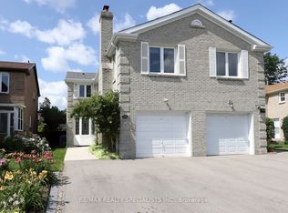 103 Stillwater Cres, Toronto, ON M2R3S3