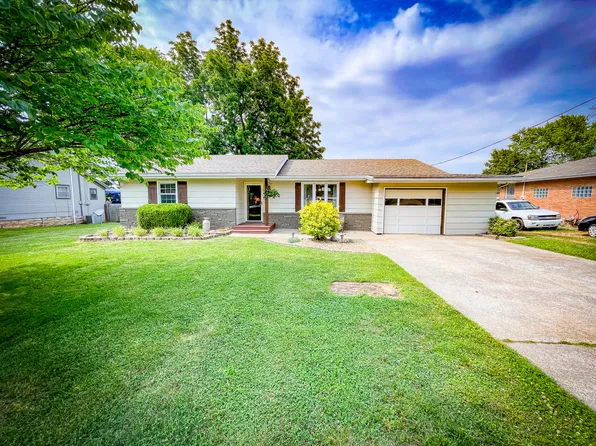 610 E Prairie Lane, Ash Grove, MO 65604