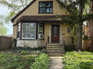 6015 Crain St, Morton Grove, IL 60053