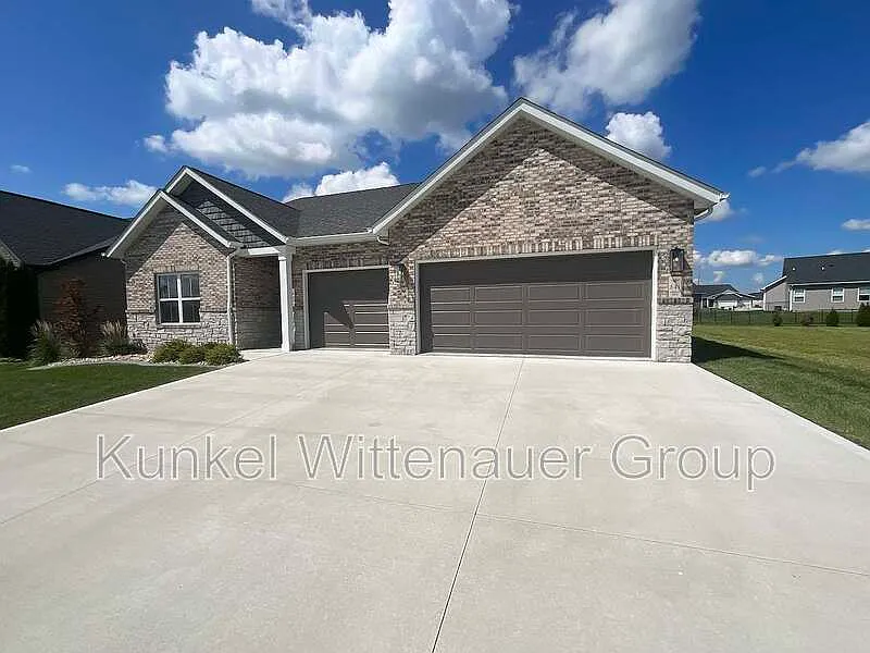 641 Ambrose Dr