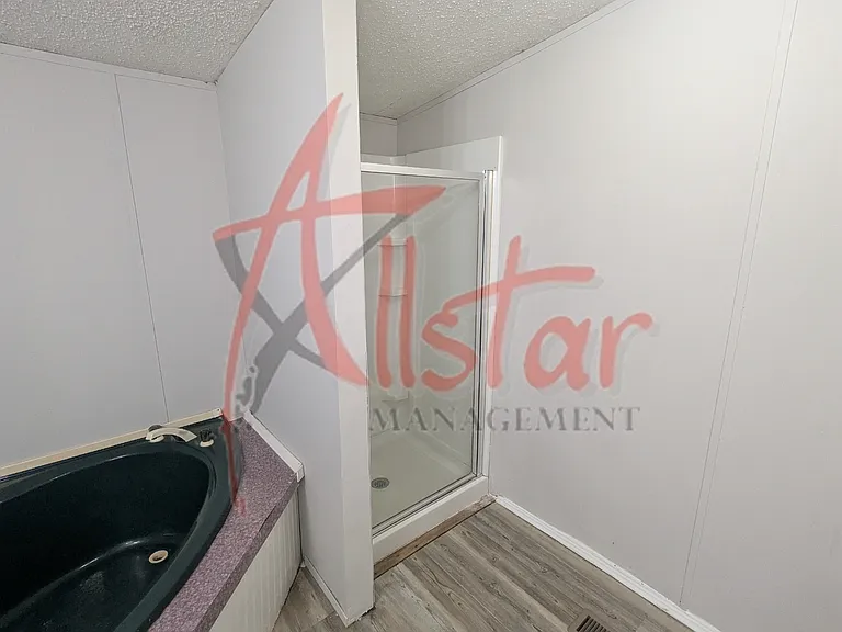 7682 Edwards Place Rd E — Photo 9