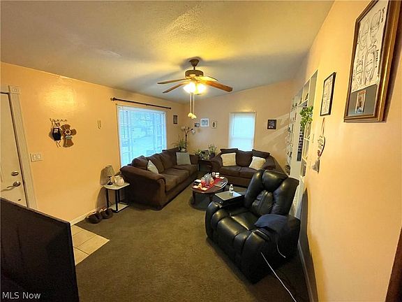 3rd image of 1224 Fairdale Dr