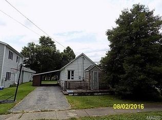 391 S 2nd St, Livingston, IL