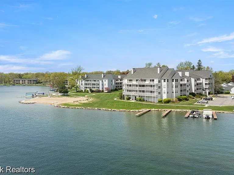 3591 Port Cove Dr #55 — Photo 39