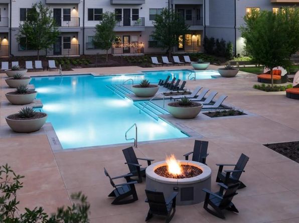 604 Fort Worth Ave APT 2119