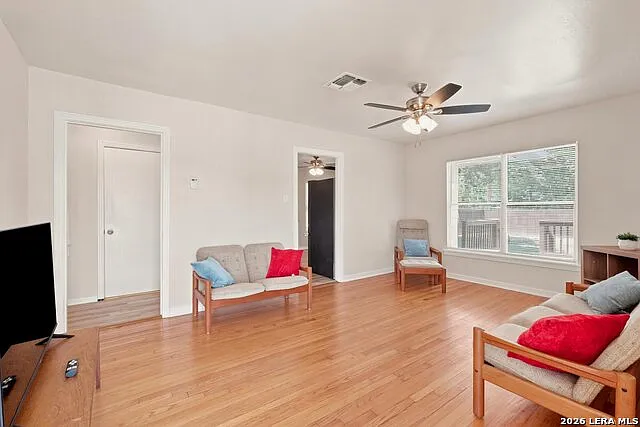 1503 Donaldson Ave — Photo 6