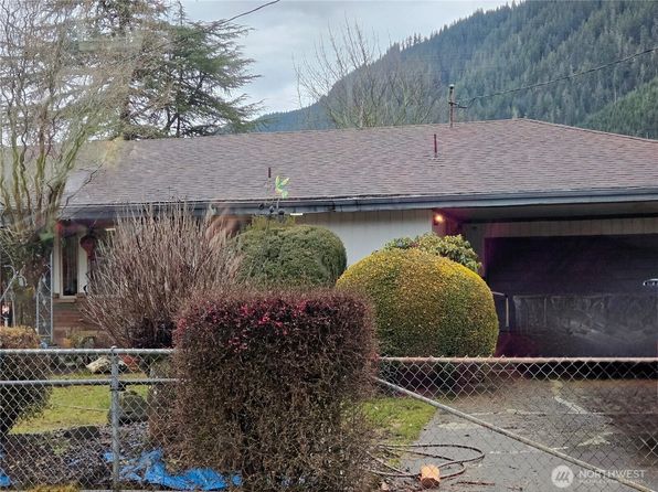 102 E Adams Avenue, Morton, WA 98356