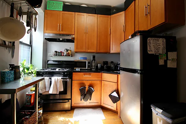 Rented by Hagstrom Management Inc | media 2