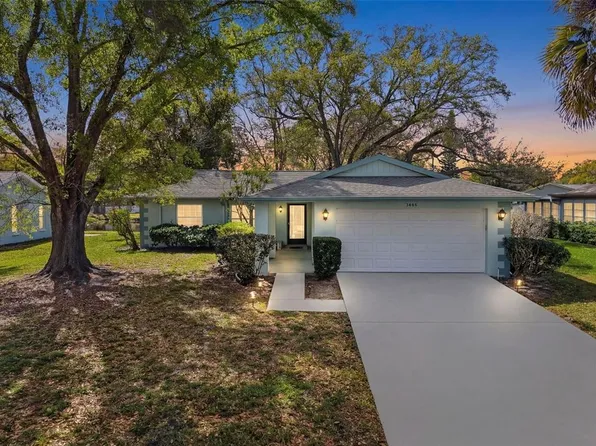 1446 Queen Anne Blvd, Palm Harbor, FL 34684