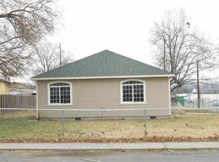 1532 W Bonneville St, Pasco, WA 99301