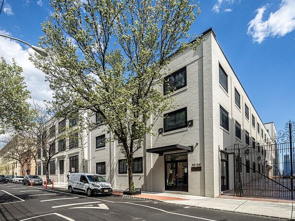518 Gregory Ave #B407