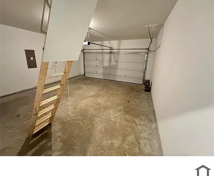 336 Wentworth Dr — Photo 11