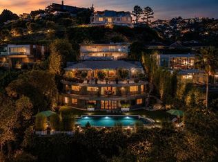 8740 Saint Ives Dr, West Hollywood, CA 90069