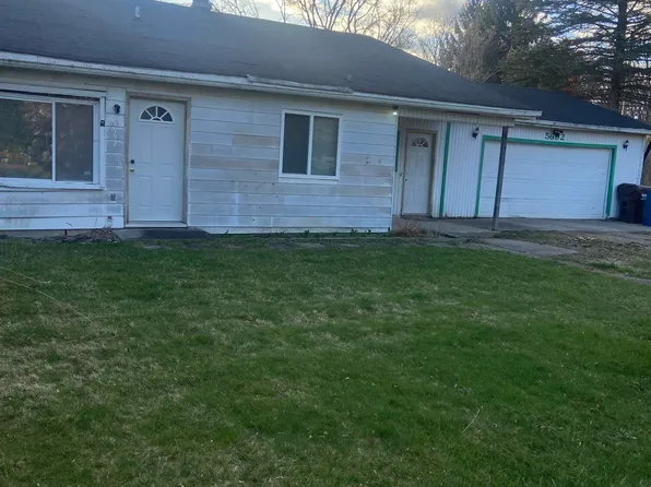 5692 Hinkley Rd, Stockbridge, MI 49285