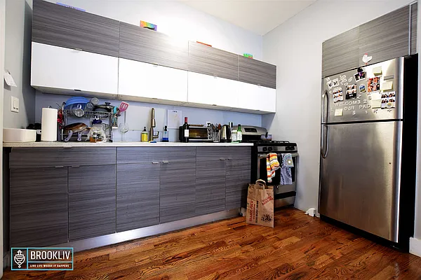 Rented by null | media 11