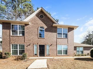 636 Woodstone Rd, Lithonia, GA 30058