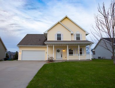 2622 Grassy Ln, Neenah, WI, 54956