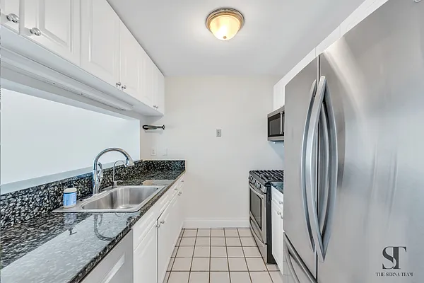 Rented by Compass | media 4