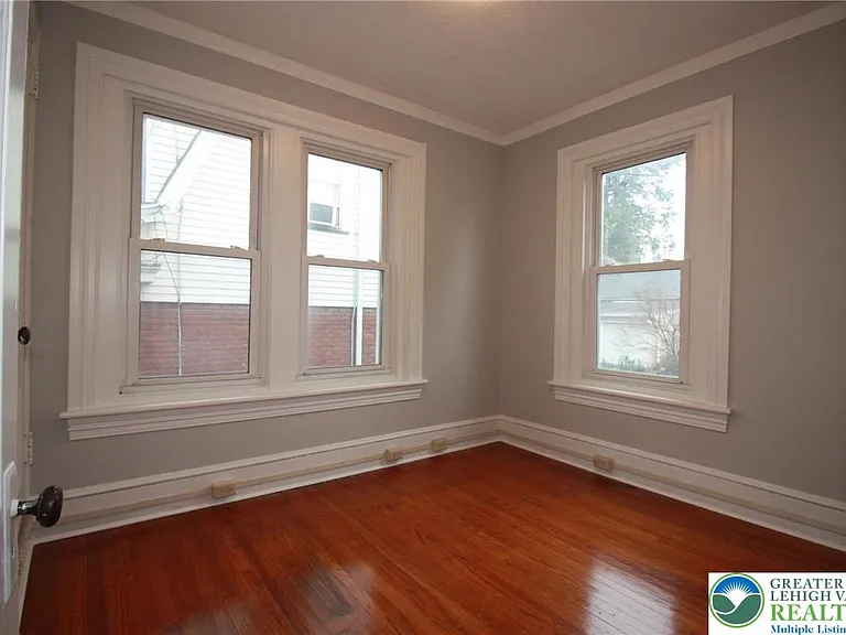 513 Cattell St — Photo 10