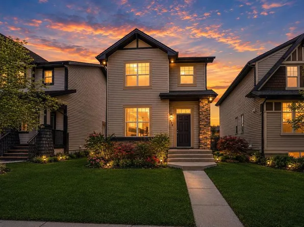 173 N Skyview Springs Cres NE, Calgary, AB T3N 0B8