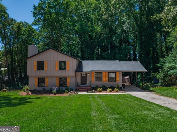 712 Overland Trl, Woodstock, GA 30189