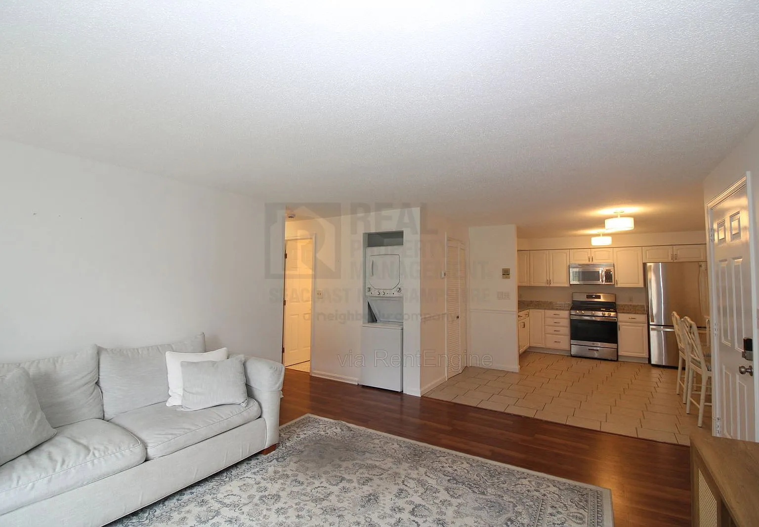 2 bed, 2.0 bath, 958 sqft, $2,395 — Photo 3