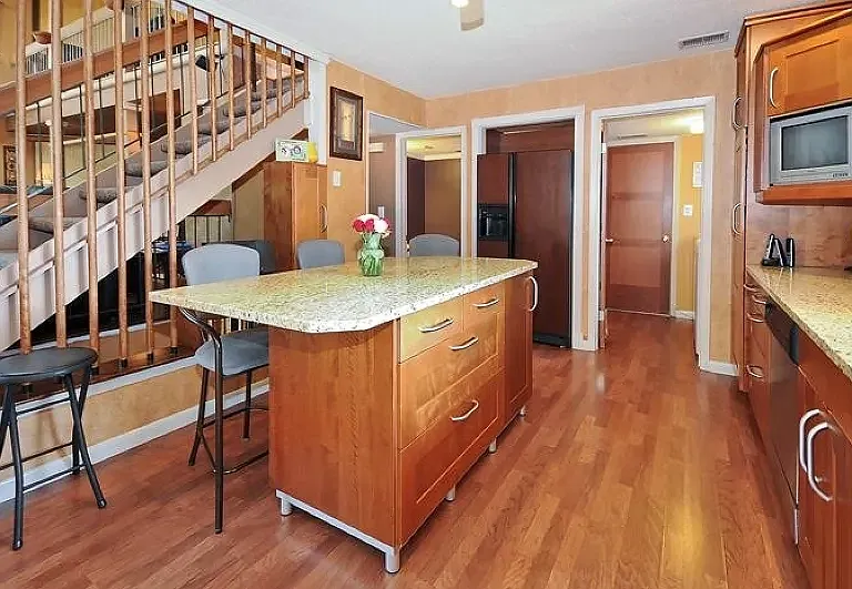 105 Kelly Dr — Photo 7