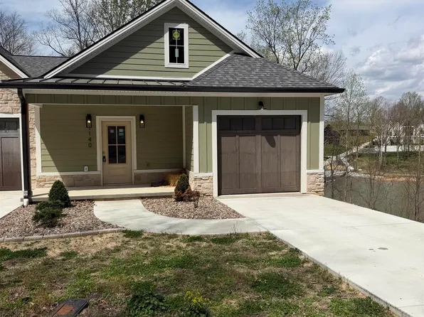 1140 Eagle Rest Dr, Grand Rivers, KY 42045