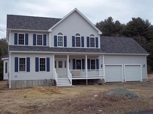 4 Deer Run Rd, Bellingham, MA 02019
