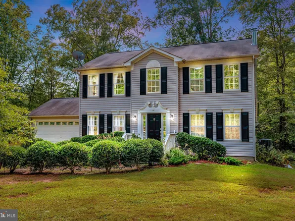 5144 Gatewood Rd, Woodford, VA 22580
