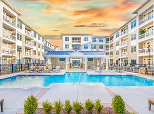 52 Market Point Dr #204, Greenville, SC 29607