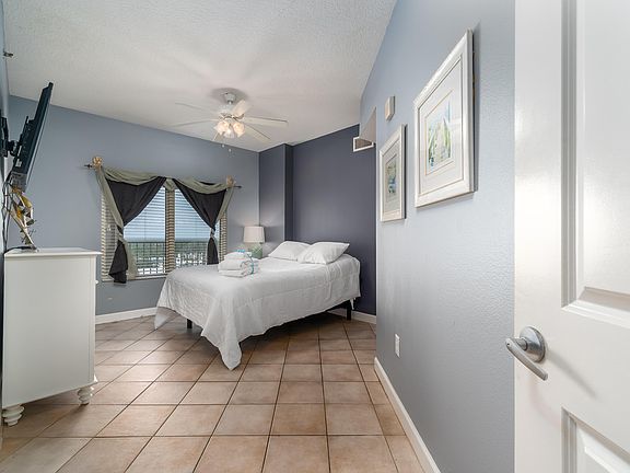 5th image of 9900 Thomas Dr Unit 2010