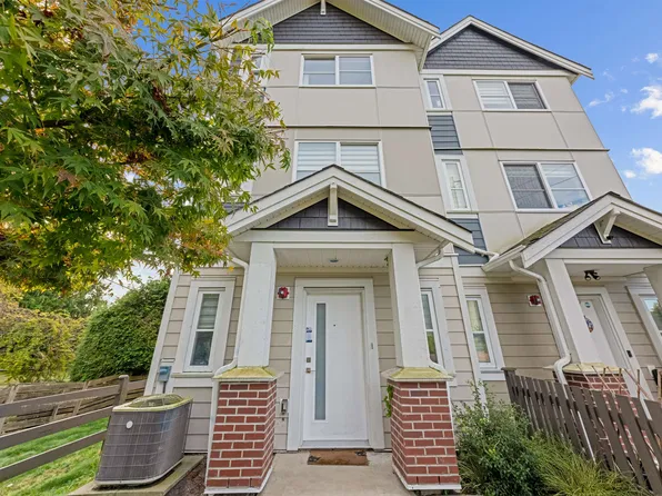 5377 8a Ave #36, Delta, BC V4M 1S8
