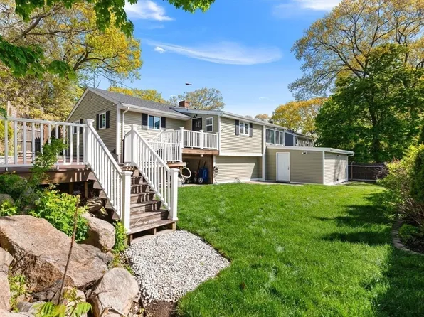 53 Longhill Rd, Lynn, MA 01904