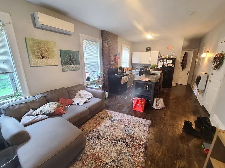 225 South Millvale Avenue — Photo 5
