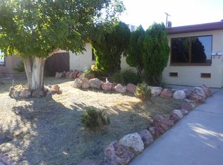 5087 Newton Dr, Las Vegas, NV 89122