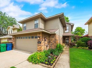 3817 Clover Hill Ln, Carrollton, TX 75007