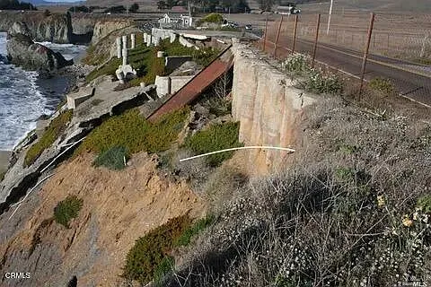 6083 Highway 1 photo 1