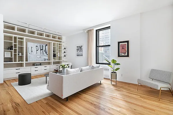 Sold by Compass | media 5