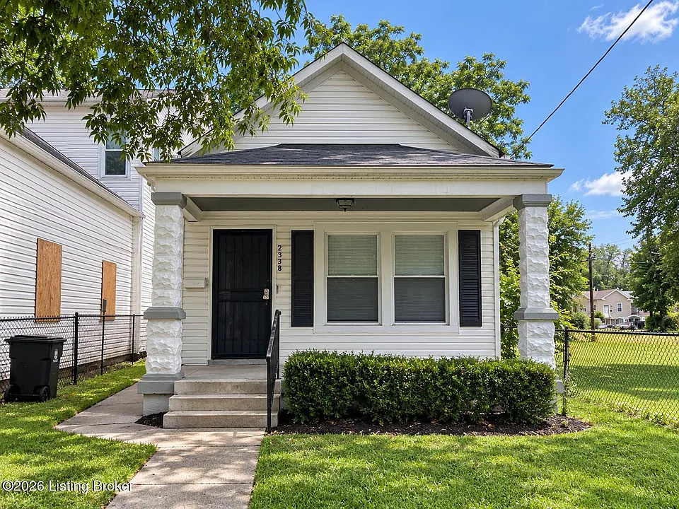2328 Magazine St