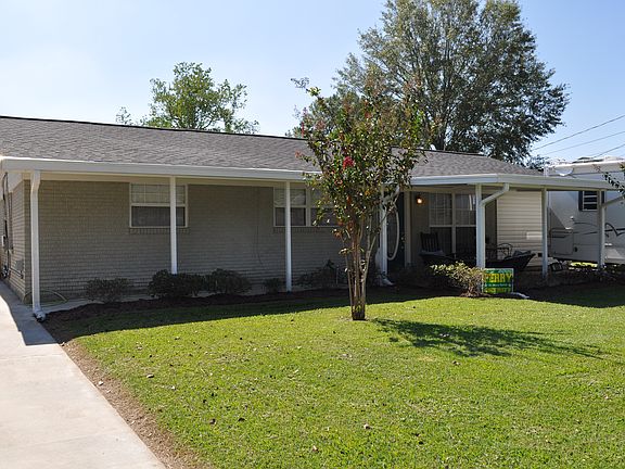 2nd image of 1308 Burk Pl