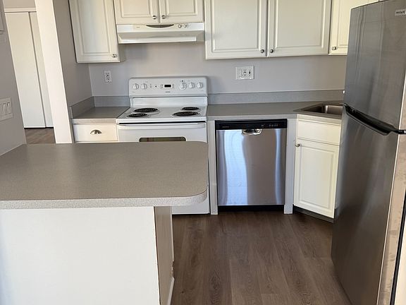 4th image of 141 E Lake Blvd APT D1
