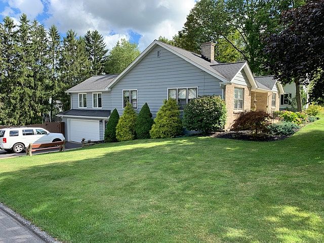 2nd image of 6750 E Quaker St